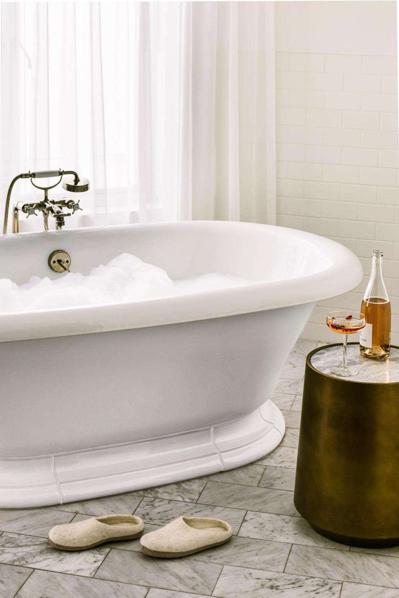 The Eden 4* Santa Monica